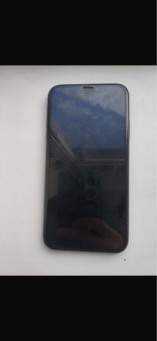 Айфон хр память 64, емкость 78% документ есть