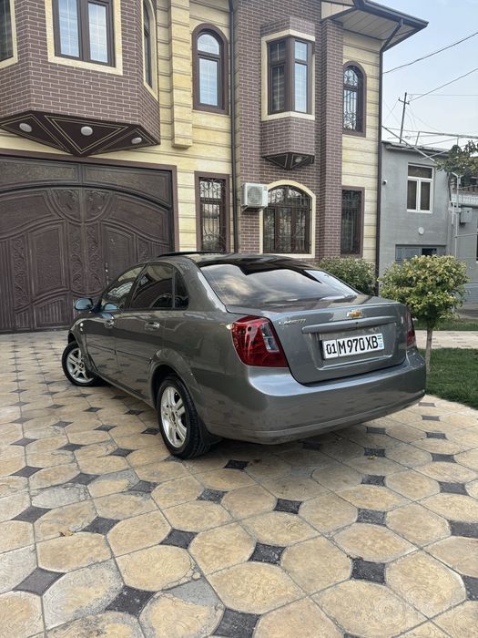 Vikup Arenda Lasetti 1.6 mator tozza
