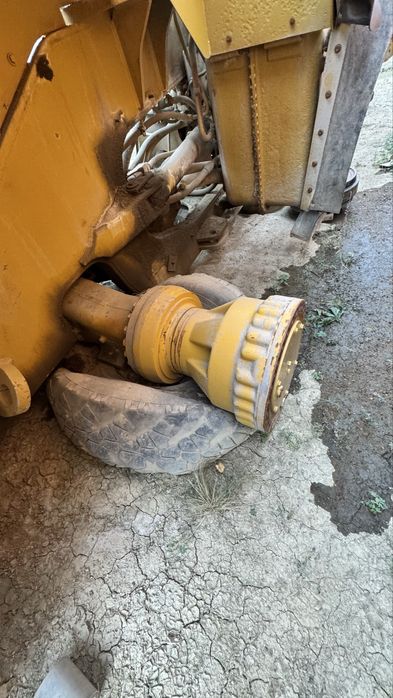 Продается фронтальный погрузчик Caterpillar 980H.
