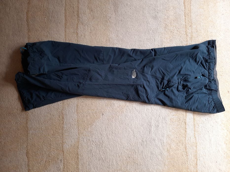 The north face дамски панталон M размер.