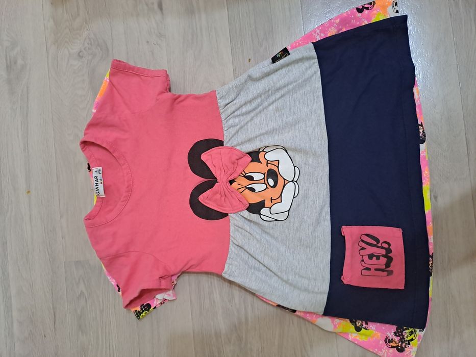 Продам платья в садик б/у