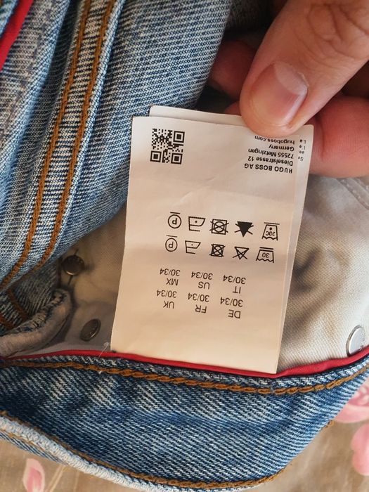 Blugi Hugo Boss originali nr 30