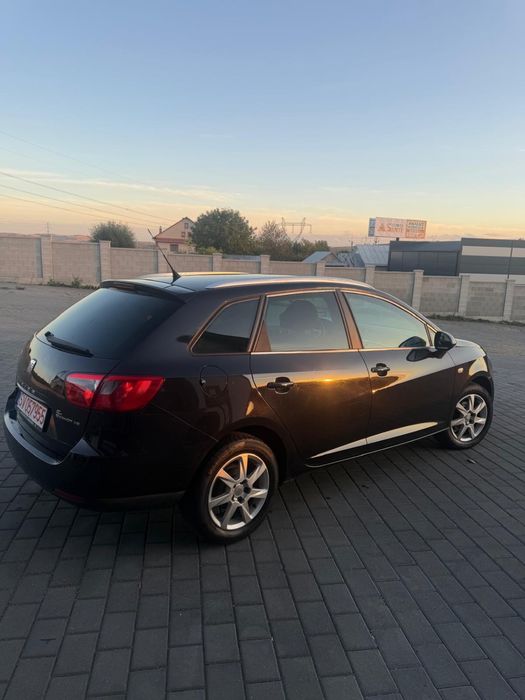 Seat Ibiza-ST Line - Ecomotive-1.2 TDI- 2012-Facelift