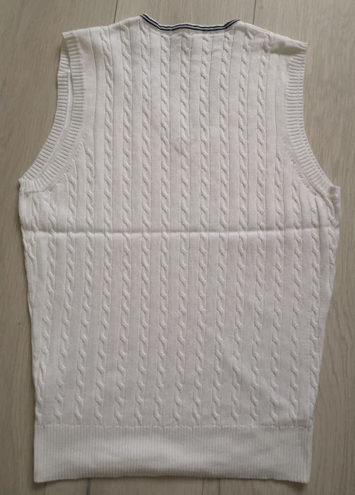 Дамски плетен елек