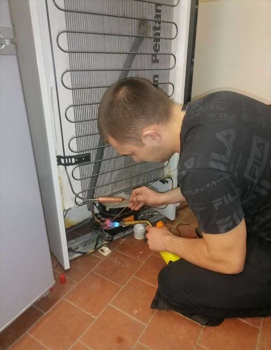 Ремонт холодильников