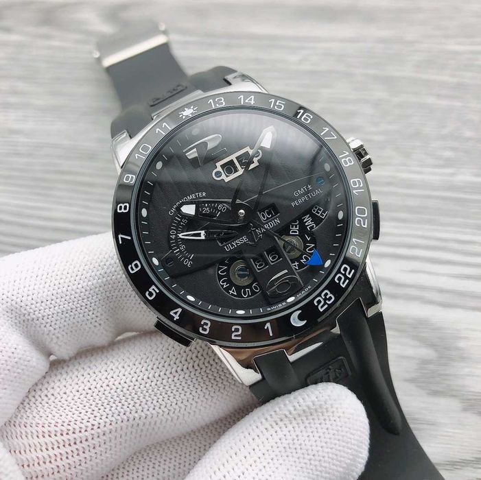 Автоматичен мъжки часовник Ulysse Nardin El Toro GMT Black