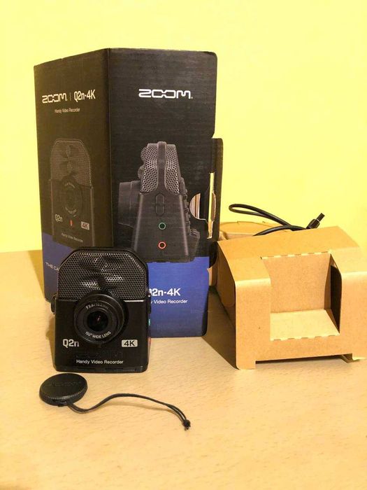Zoom Q2n-4K   aproape nou