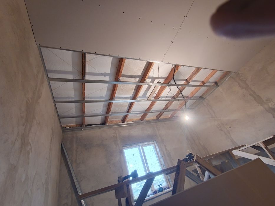 Бригада строителей