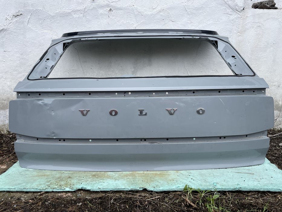 Заден капак багажник да Volvo EX30 Волво ЕХ30  2024г-