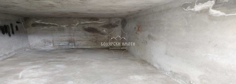 Продава се Гараж / Паркомясто в Велико Търново, Акация - 23 кв.м за 757 €/кв.м - Снимка #2