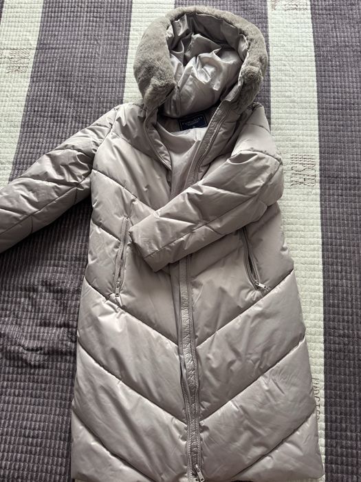 Продам зимний пуховик