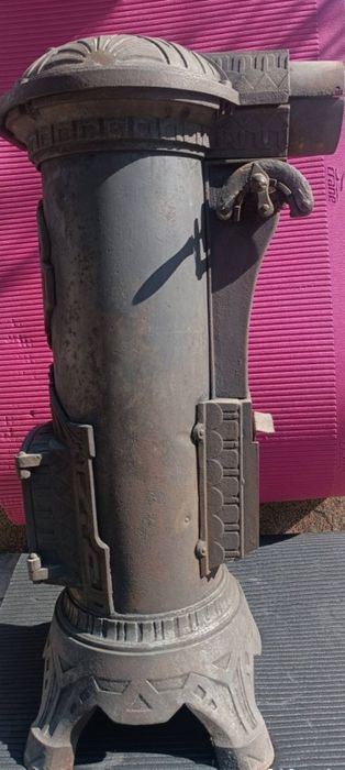 Soba fonta veche.Semineu