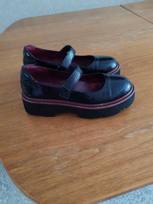 Туфли  33,34,37 размера