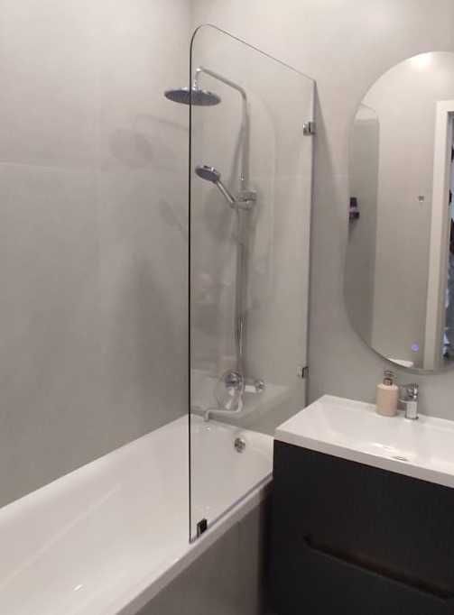 Перегородки на ванну на заказ