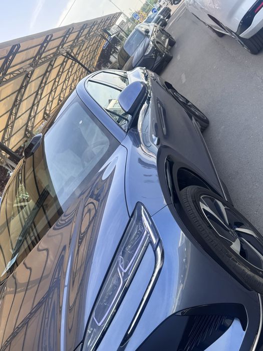 Byd Sealion 07 elektr 610 km zapas hod