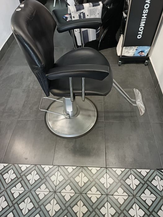 Scaun frizerie coafor