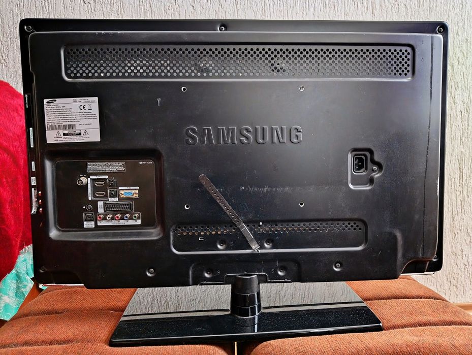 Телевизор Samsung LCD