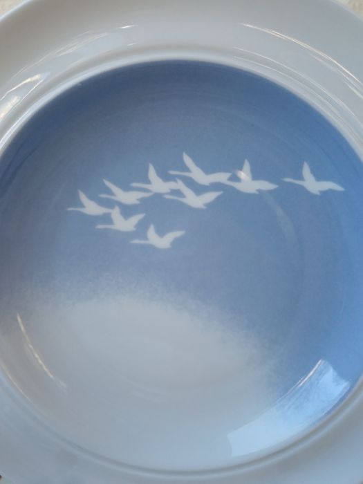 Рядка находка датски порцеланов сет за кафе и хранене с декор лебеди