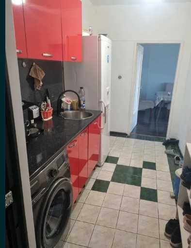 Продава се Двустаен апартамент в София, Изток - 68 кв.м за 1013 €/кв.м - Снимка #1