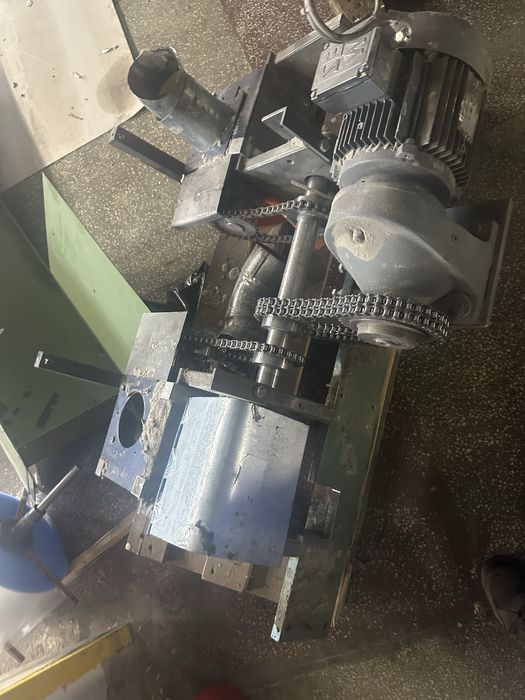 Benzi transport,presa hidralica,pompe vid,tocator, motoare cu reductor