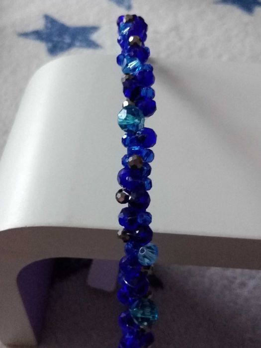 Cordeluta de par cu cristale albastre, handmade