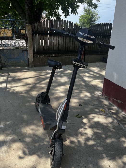 Trotineta este in stare buna