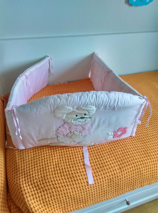Бебешко легло с матрак и обиколник