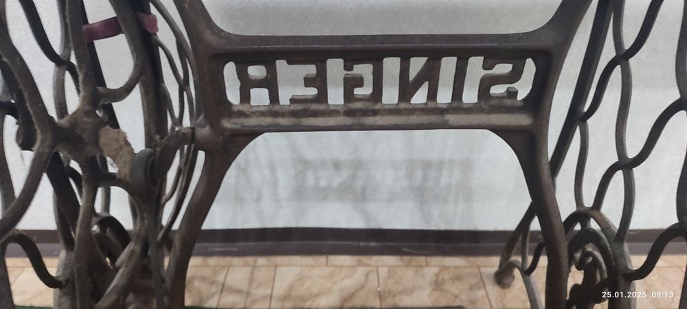 Швейная машинка Зингер