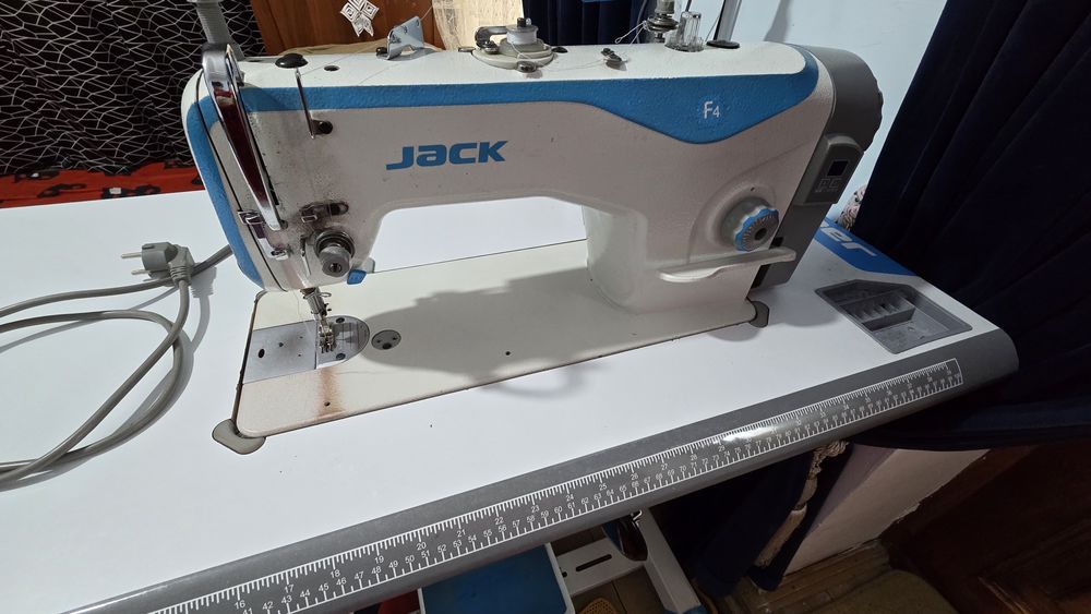 Tikuv mashinasi  jask brend