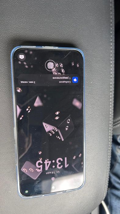 Срочно продам honor 400