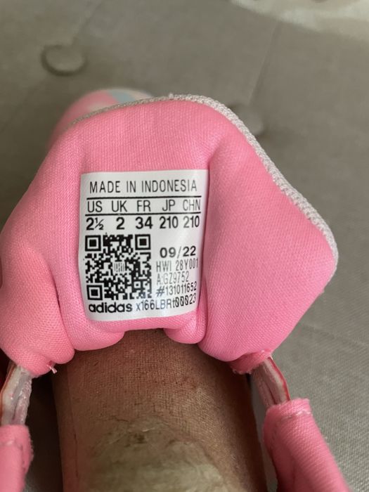 Adidasi Adidas marimea 34