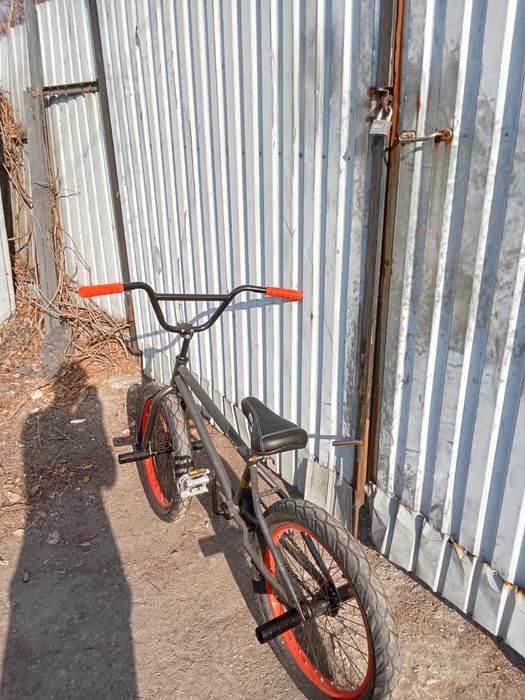 Продам велосипед BMX