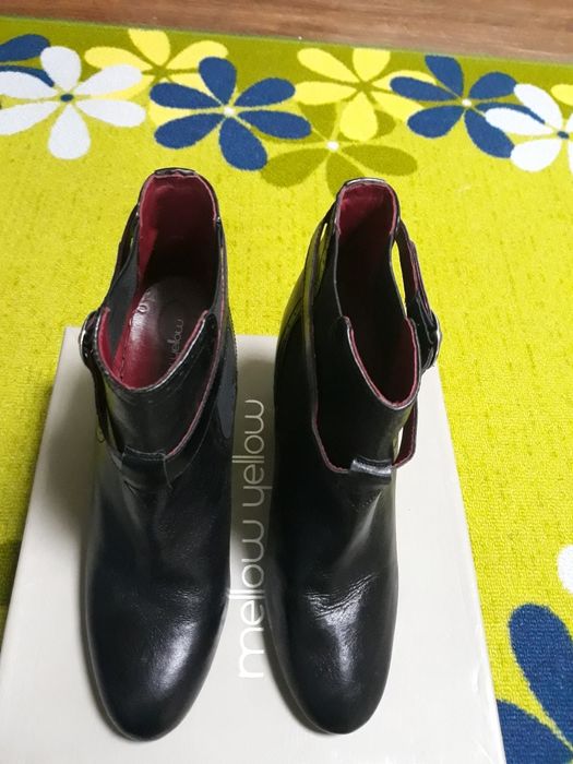 Ghete /botine Mellow Yellow  41, noi în cutie, brand lux