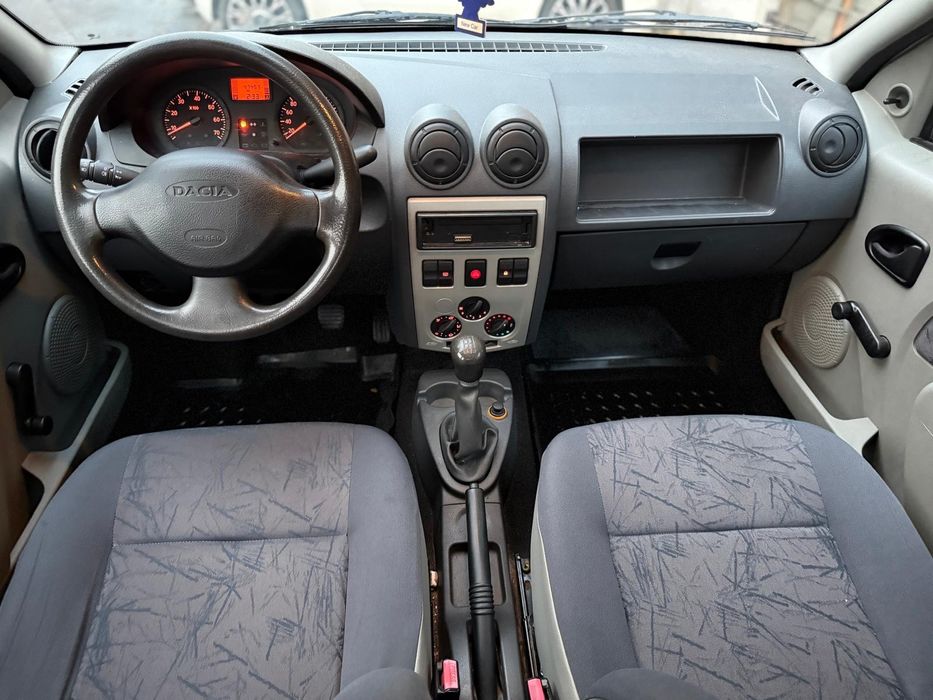 Dacia Logan  1.4 MPI    46.000  km Reali