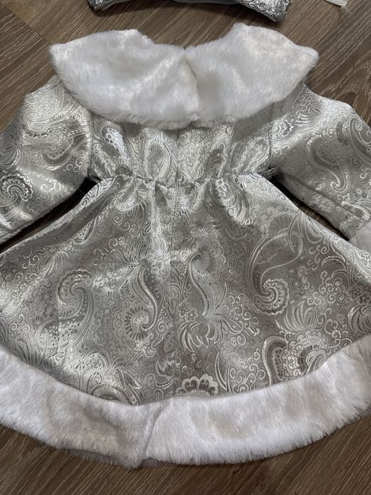 Продается костюм снегурочки