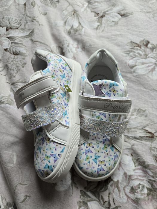 Пантофи за момиче