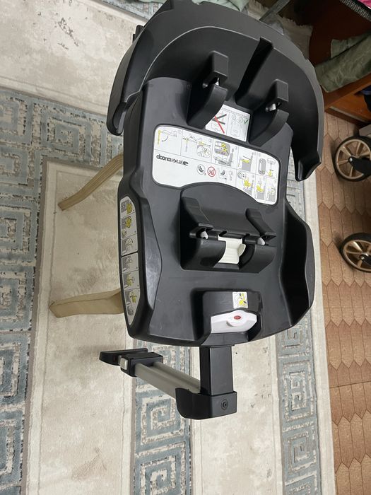 коляска - автокресло с базой DOONA