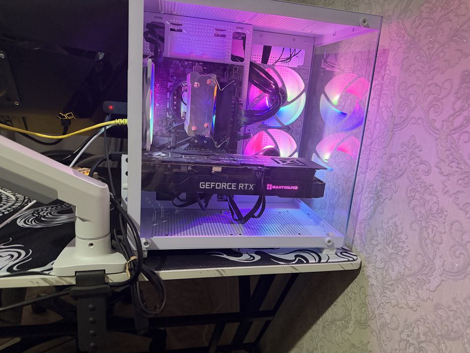 Продам игровой компьютер сборка.