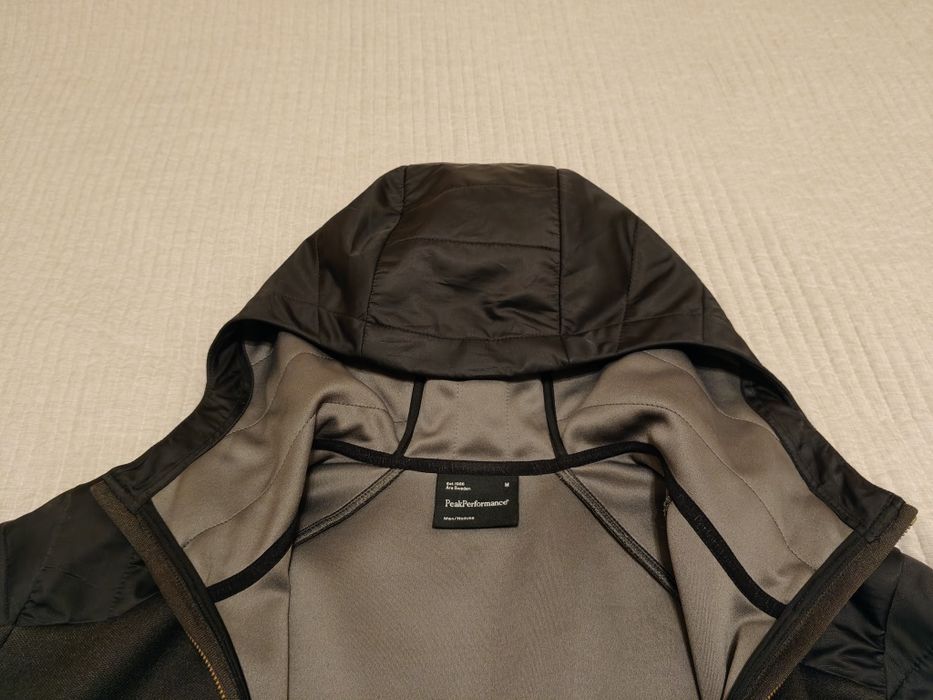 Geaca windstopper Peak Performance, marimea M