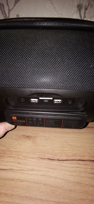 Блютуз колонка  jbl