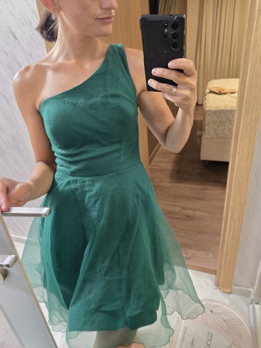 Официална къса рокля