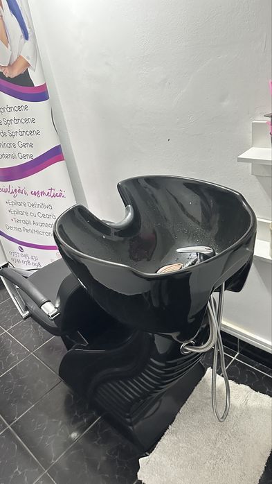 Scafa coafor aproape noua