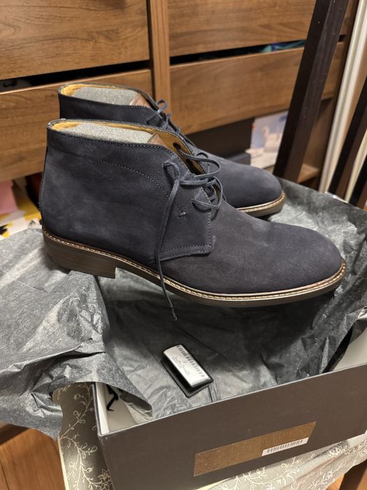 Vand Ghete din piele marca Massimo Dutti. Marimea 43.