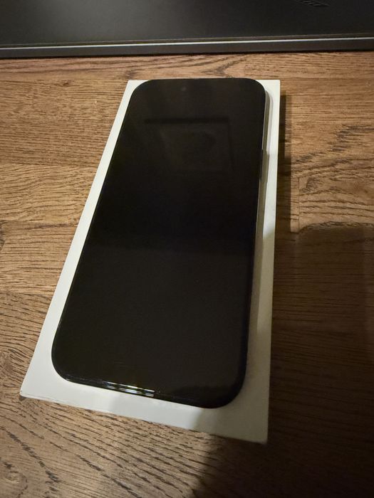 Iphone air 256gb черен изключително запазен