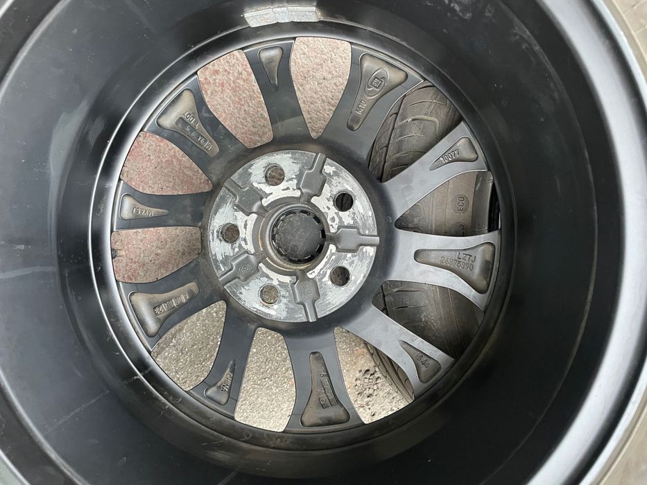 BU/U Monza Saka diska Black 16R 5/105 Linglong 205/55R16