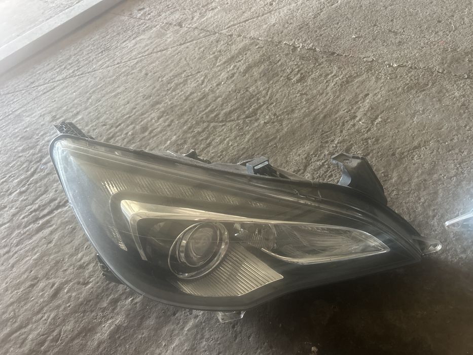 Far xenon opel astra j