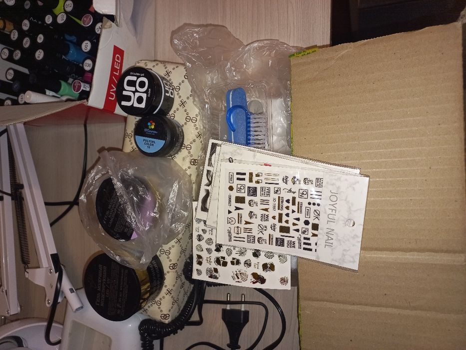 Продам маникюрный набор