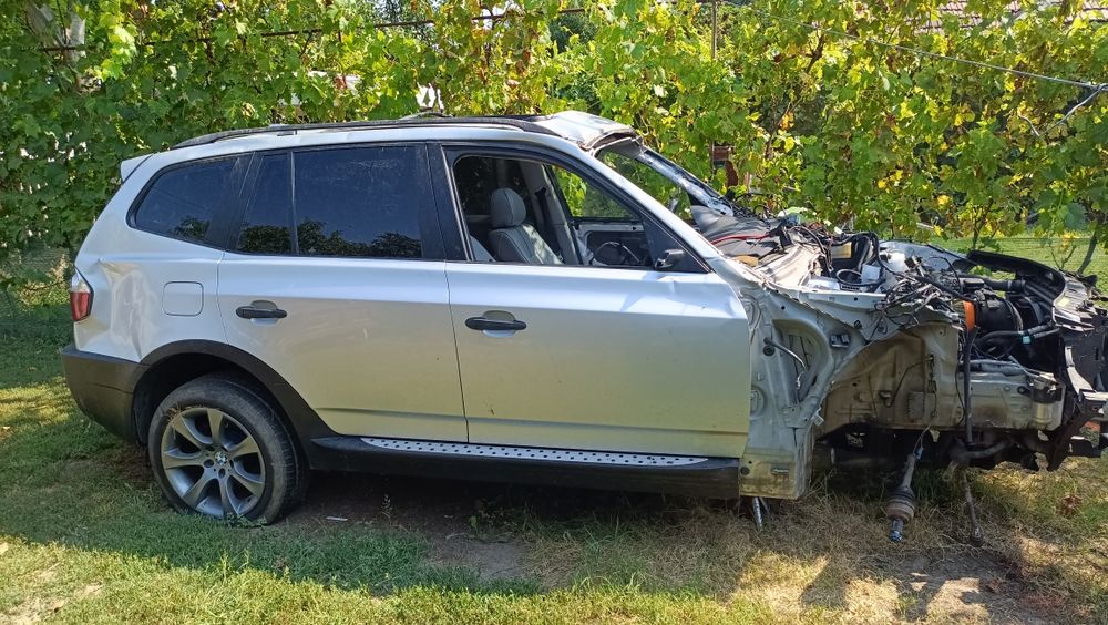 Vand BMW X3 2.0d AVARIAT!