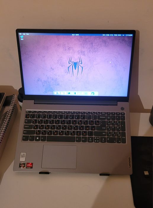 Lenovo V15 G4 AMN