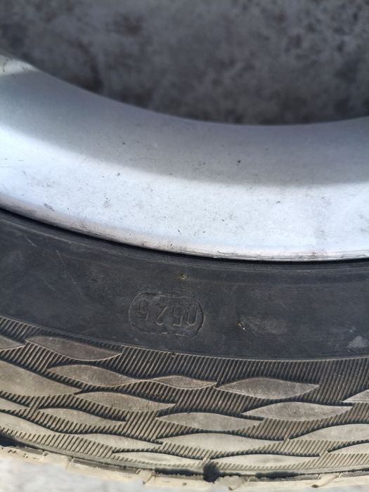 Продам резину с дисками